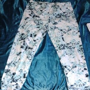 Time and Tru Blue and White Tie-Dye Pants